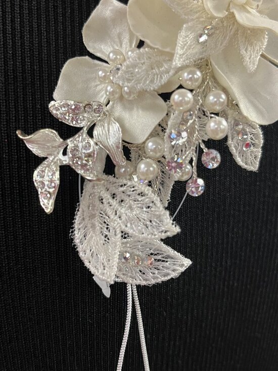 Bridal Hair Clip Le Crystal 4617 Silver/Ivory NWT main image 4